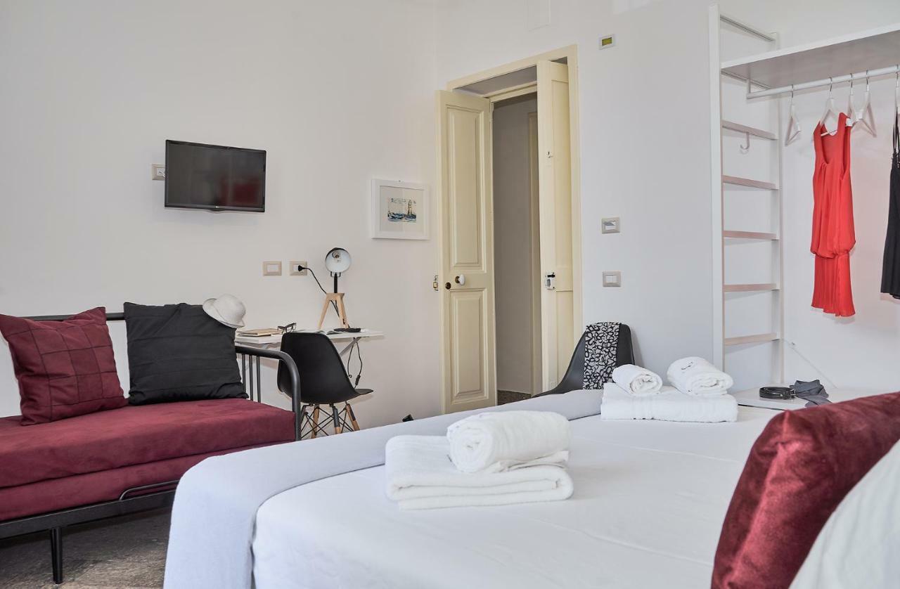 Dimora Casanello Hotel Lecce Bagian luar foto